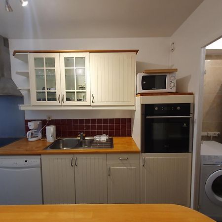 Apartamento F3 Avec Balcon 5 Min Gare Sqy Et Parking Gratuit Guyancourt Exterior foto